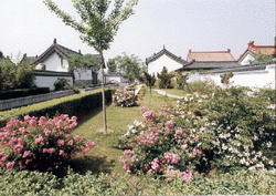 lunyu.GIF (39180 bytes)